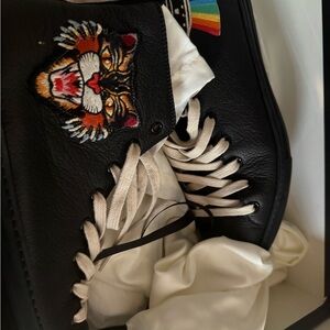 Gucci Black and White Tiger Embroidered Men's Shoes